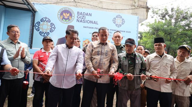Wujudkan Zero Stunting, Wali Kota Bekasi Resmikan Dapur SPPG Jatibening untuk Program Makan Bergizi Gratis