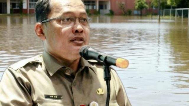 Dewan Pendidikan Sorot Kadisdik Kabupaten Bekasi: Jangan Cuma Duduk di Balik Meja Saat Sekolah Terendam Banjir