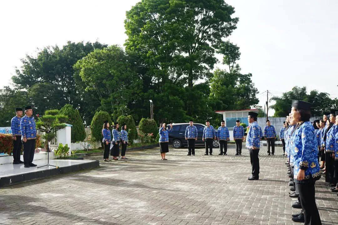 Wabup Deni Lumbantoruan Tegaskan Disiplin ASN pada Apel Hari Kesadaran Nasional