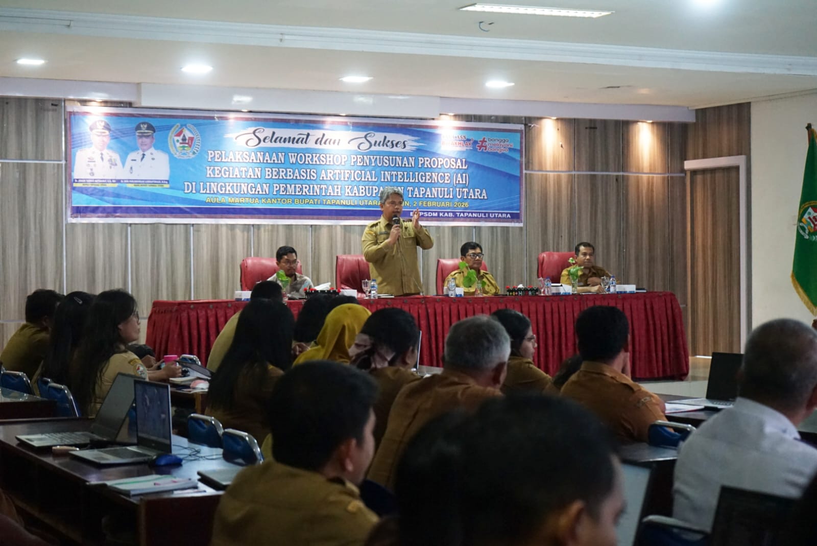 Wakil Bupati Taput: AI Bantu Kerja ASN, Bukan untuk Copy-Paste