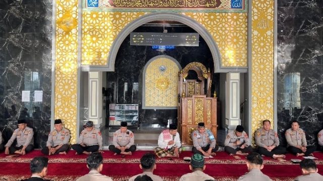 POLRES PALI PERKUAT IMAN DAN INTEGRITAS PERSONEL MELALUI KEGIATAN BINROHTAL