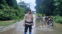 Polsek Talang Ubi Monitoring Banjir, Polres PALI Pastikan Situasi Aman dan Terkendali