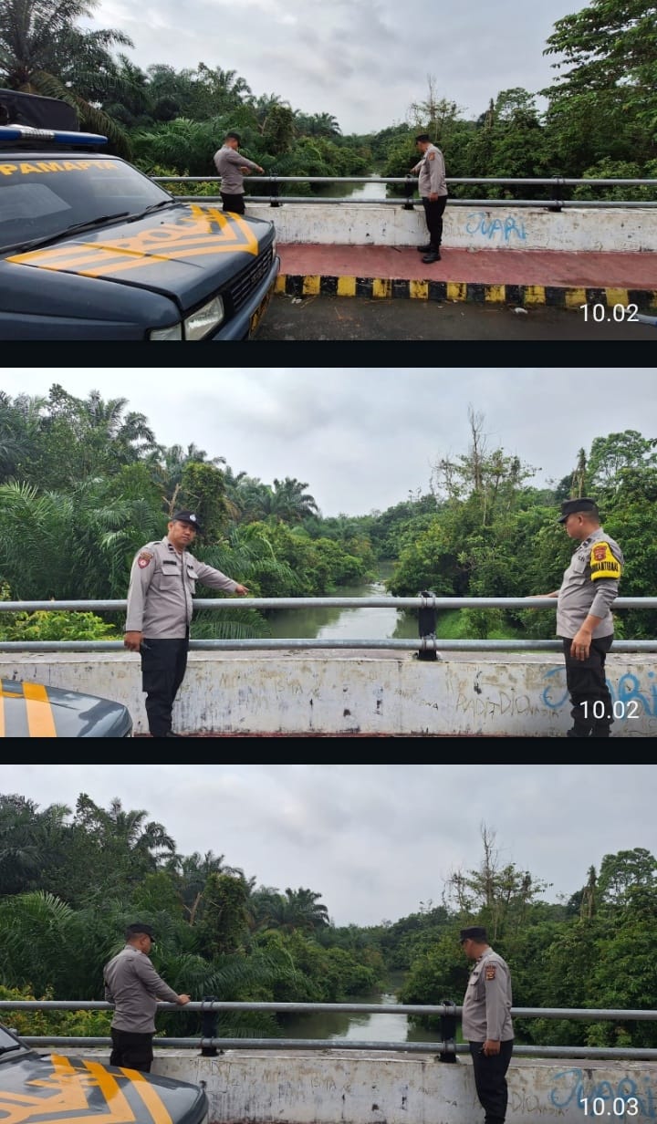 SIAGA BANJIR! Debit Tiga Sungai di PALI Mulai Naik, Polisi Turun Langsung Pantau Wilayah Rawan