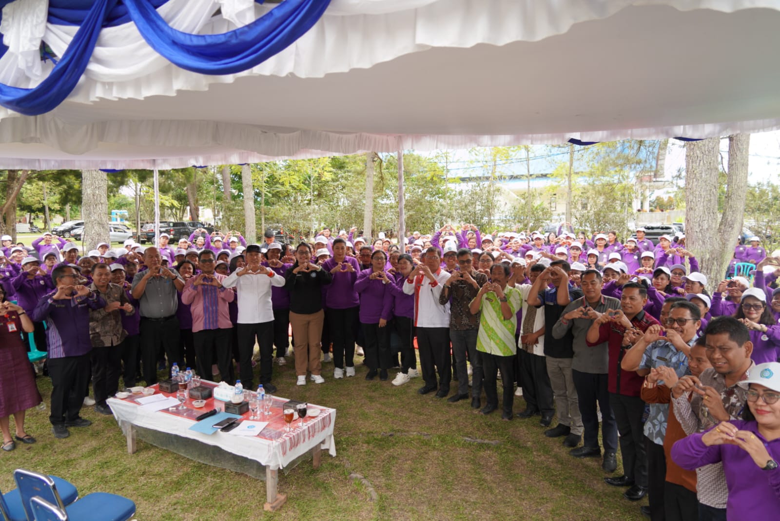 Buka Jambore PKK 2026, Bupati Taput Dorong SAITAPAIAS dan Kemandirian Ekonomi Desa