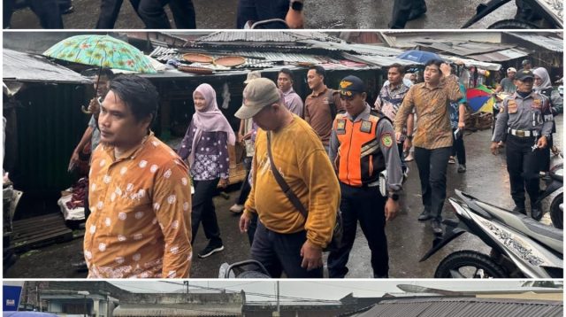 Tim Gabungan Monitoring Harga dan Ketersediaan Bapokting Jelang Ramadan di Pasar Impres Pendopo