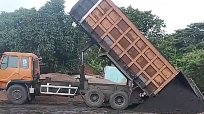 Praktik Dumping Limbah Batubara di Purwakarta Kian Tak Tersentuh Hukum