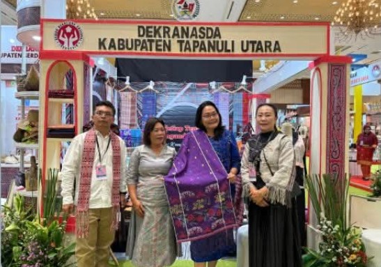 Pemkab Tapanuli Utara Promosikan Ulos dan Wastra Lokal di Inacraft 2026