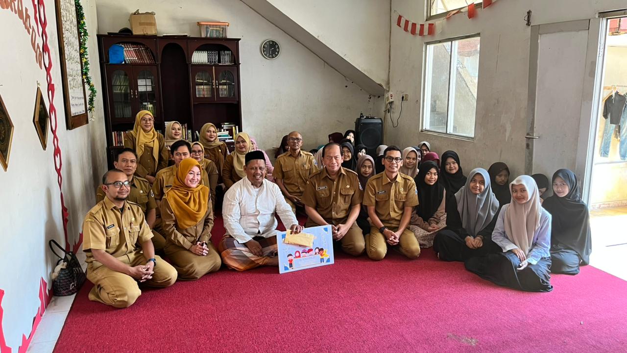 Diskominfo Cimahi: Inspektorat Santuni Anak Yatim dan Santri di Bulan Ramadan
