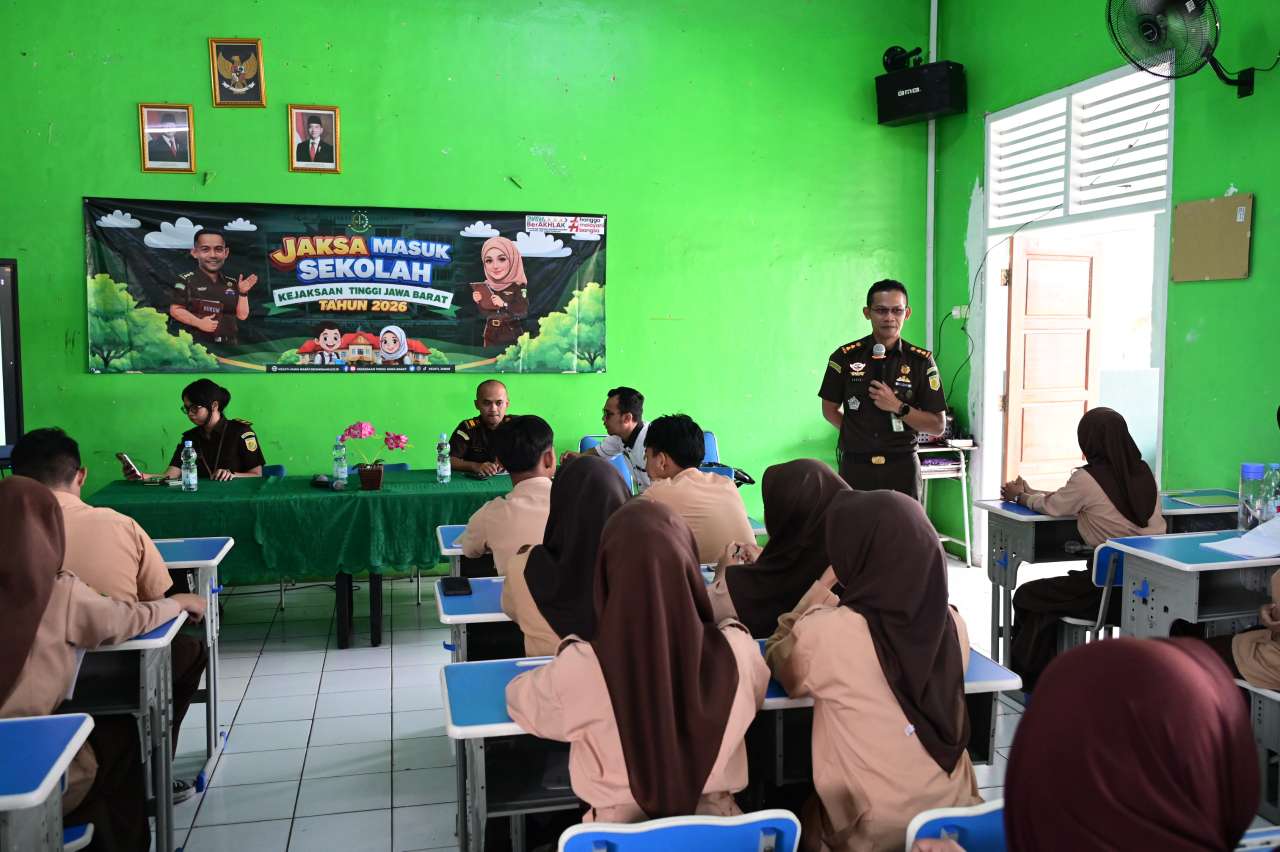 Edukasi Hukum Sejak Dini, Kejati Jabar Gelar Program Jaksa Masuk Sekolah di SMAN 1 Batujajar