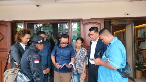 Diserang dan Rumahnya Dirusak, Warga Kelapa Dua Malah Jadi Tersangka dan Ditahan, Kuasa Hukum Ajukan Praperadilan