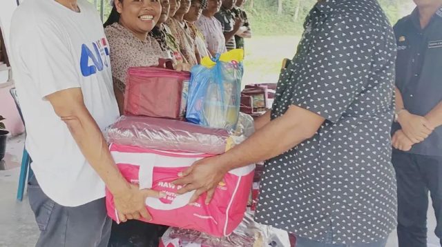 Pemkab Tapanuli Utara Salurkan Bantuan bagi Korban Puting Beliung di Sipoholon