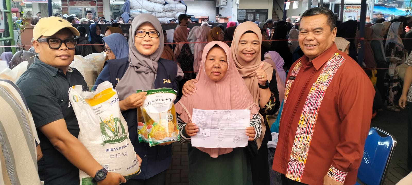 Pemkot Cimahi Perkuat Ketahanan Pangan Lewat Bantuan Beras dan Minyak Goreng