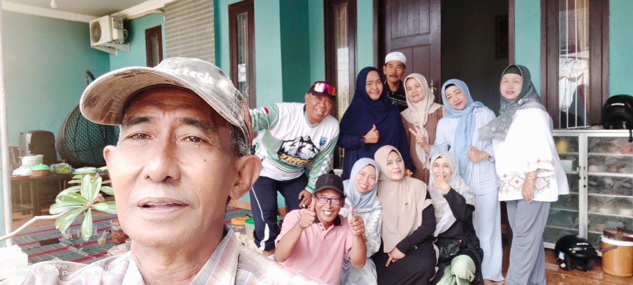 Grup Monalisa’ Alumni 86 SMAN 1 Sumenep Menggelar Halal Bihalal