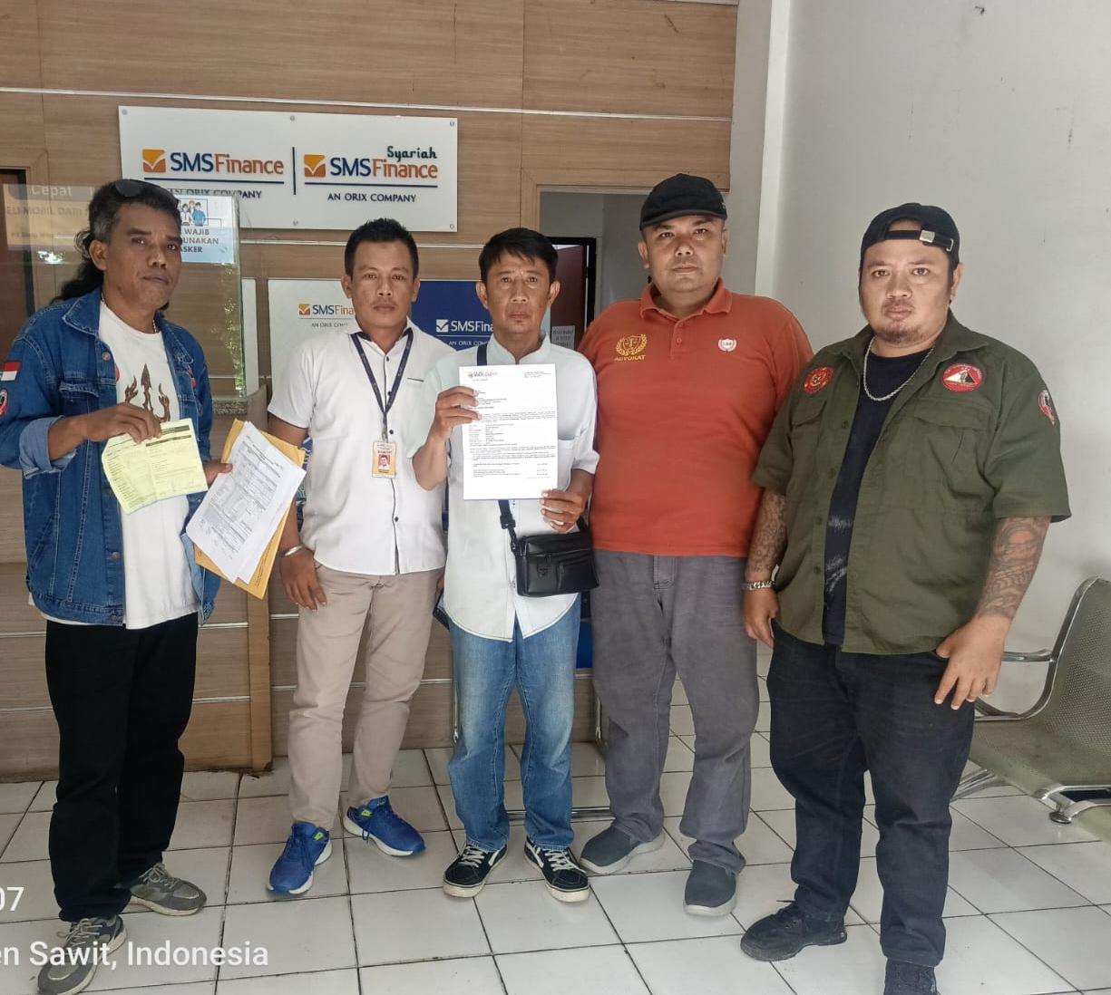 Diduga Lakukan Penarikan Paksa, F&R Law Office Bekasi Somasi SMS Finance Cabang Jakarta Timur