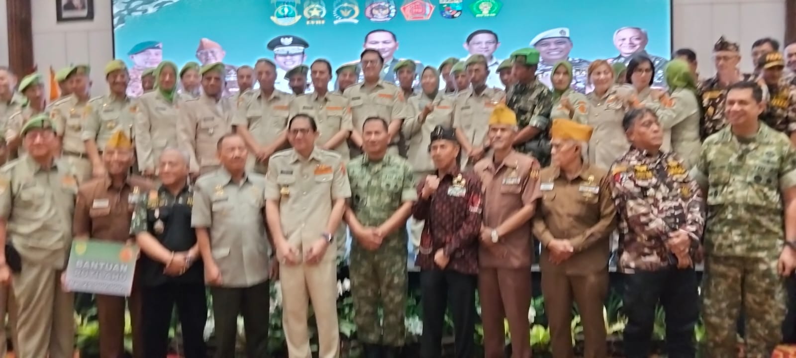 SILATURAHMI & HALAL BIHALAL 1447 HKELUARGA BESAR TNI SE-JAWA BARAT  Bandung, 1447 H / 2026 M 