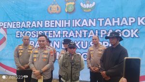 Dukung Ketahanan Pangan, Polda Metro Jaya Tebar 21.000 Benih Ikan di Muaragembong