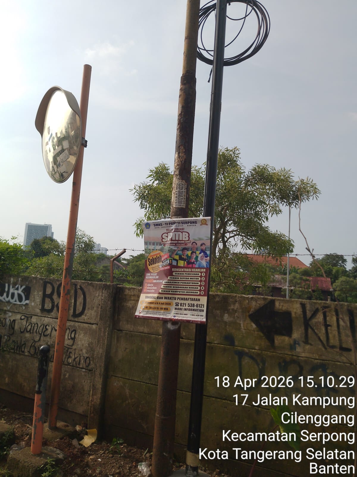 Diduga Tak Berizin, Pemasangan Tiang Internet MyRepublic di Serpong Tuai Kontroversi