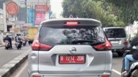 Hari Sabtu Berkeliaran Dijalan, Kendaraan Dinas Milik Pemkot Depok Diduga Telat Bayar Pajak