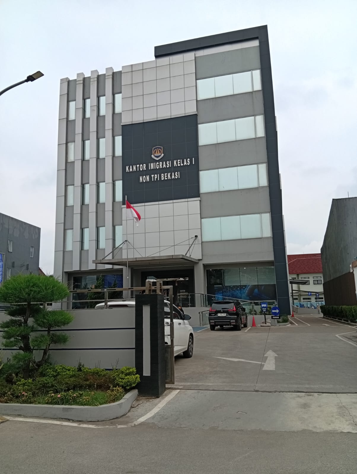 Terjerat Laporan Hukum, Perpanjangan KITAS WNA Korea di Imigrasi Bekasi Disorot