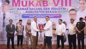 Heri Noviar Terpilih Aklamasi Jadi Ketua Kadin Kabupaten Bekasi 2026-2031 Heri Noviar Terpilih Aklamasi Jadi Ketua Kadin Kabupaten Bekasi 2026-2031