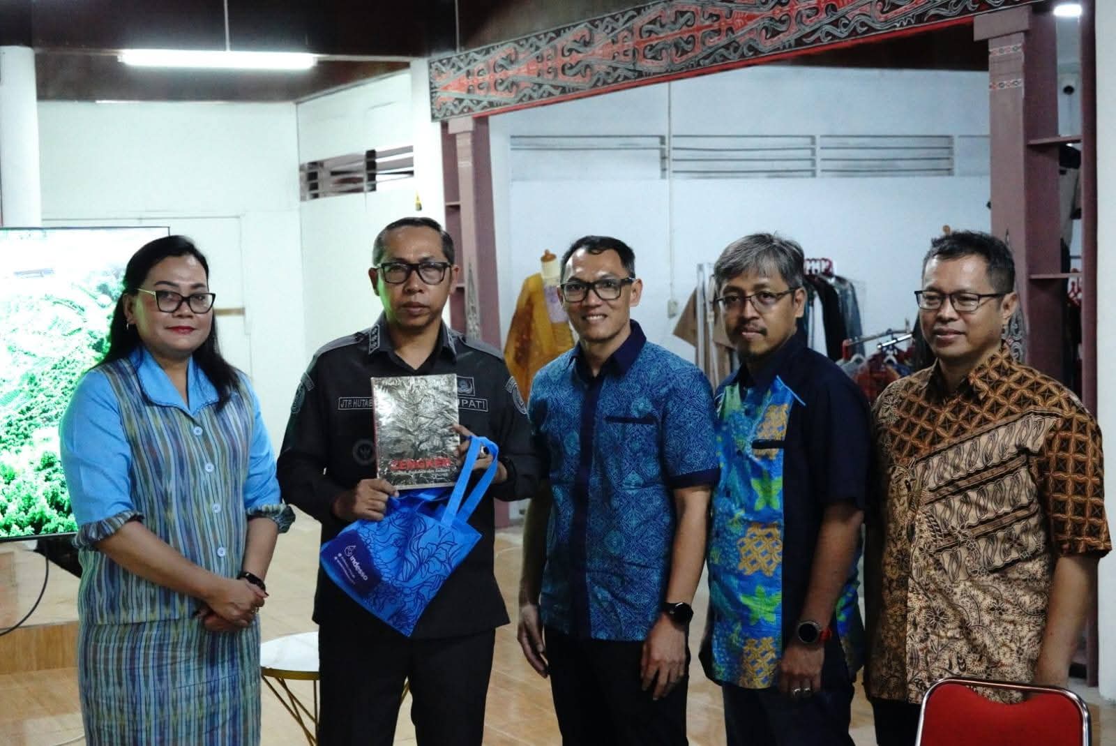 Pemkab Taput Dorong Sereh Wangi Jadi Komoditas Unggulan Daerah