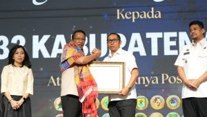 Perkuat Layanan Hukum Masyarakat, Taput Raih Penghargaan Posbankum Tingkat Sumut Perkuat Layanan Hukum Masyarakat, Taput Raih Penghargaan Posbankum Tingkat Sumut