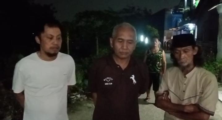Penantian Warga Terjawab, Jalan Rusak Kampung Tanah Baru Desa Harjamekar Akhirnya Dicor