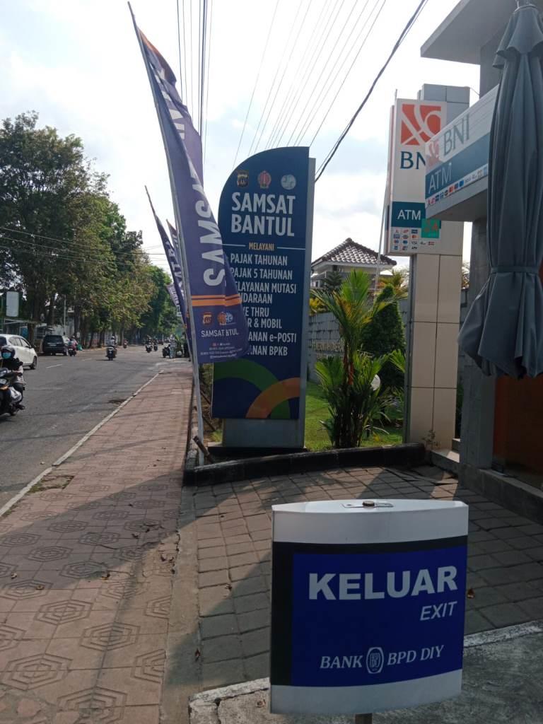 Diduga Tutup Pelayanan Pukul 13.00 WIB, Masyarakat Pertanyakan Jam Operasional KPPD/Samsat Bantul