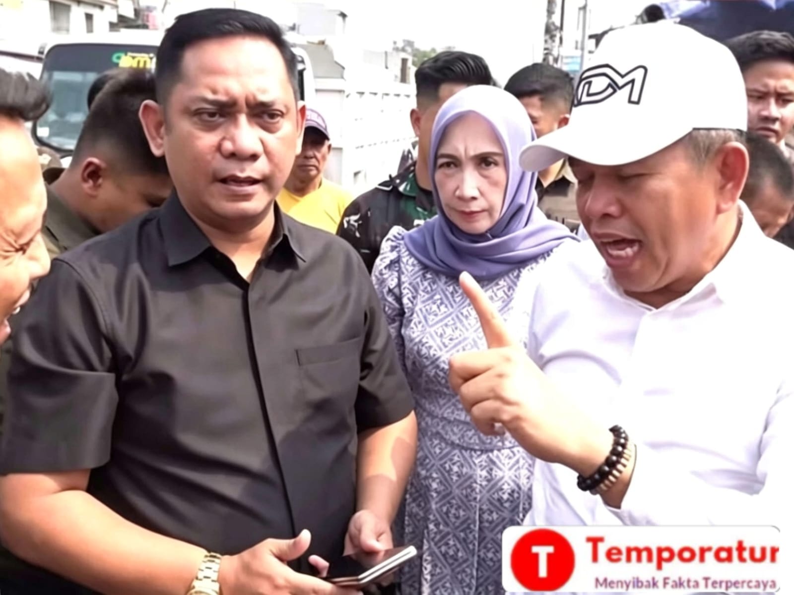 KDM Targetkan Jalan di Kabupaten Bekasi ‘Kinclong’ Tahun Depan dengan Anggaran Rp1 Triliun