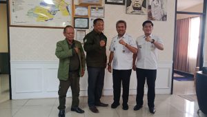 LPLHK Perkuat Sinergi dengan Camat Cikarang Selatan Sukseskan Gerakan 1.000.000 Pohon Menuju Indonesia Hijau dan Lestari LPLHK Perkuat Sinergi dengan Camat Cikarang Selatan Sukseskan Gerakan 1.000.000 Pohon Menuju Indonesia Hijau dan Lestari