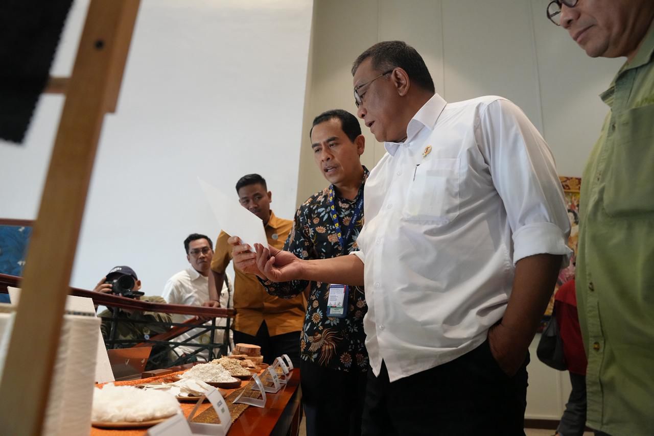 Kementerian LH Dorong Kolaborasi Berbagi Air untuk Cegah Kebakaran Hutan dan Lahan Gambut di Riau
