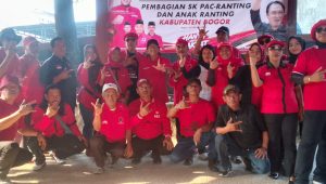 PAC PDI Perjuangan Gelar Jalan Sehat Bersama Warga Kecamatan Ciomas Bogor
