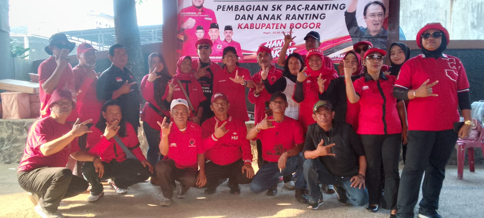 PAC PDI Perjuangan Gelar Jalan Sehat Bersama Warga Kecamatan Ciomas Bogor