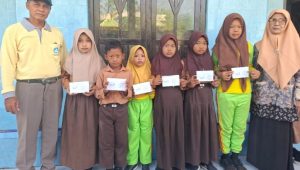 SDN Pancor II Gelar Santunan Anak Yatim, Tanamkan Nilai Kepedulian Sejak Dini SDN Pancor II Gelar Santunan Anak Yatim, Tanamkan Nilai Kepedulian Sejak Dini