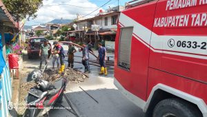 Cegah Genangan Kembali Terjadi, Pemkab Taput Bersihkan Gorong-gorong Jalan Diponegoro Cegah Genangan Kembali Terjadi, Pemkab Taput Bersihkan Gorong-gorong Jalan Diponegoro