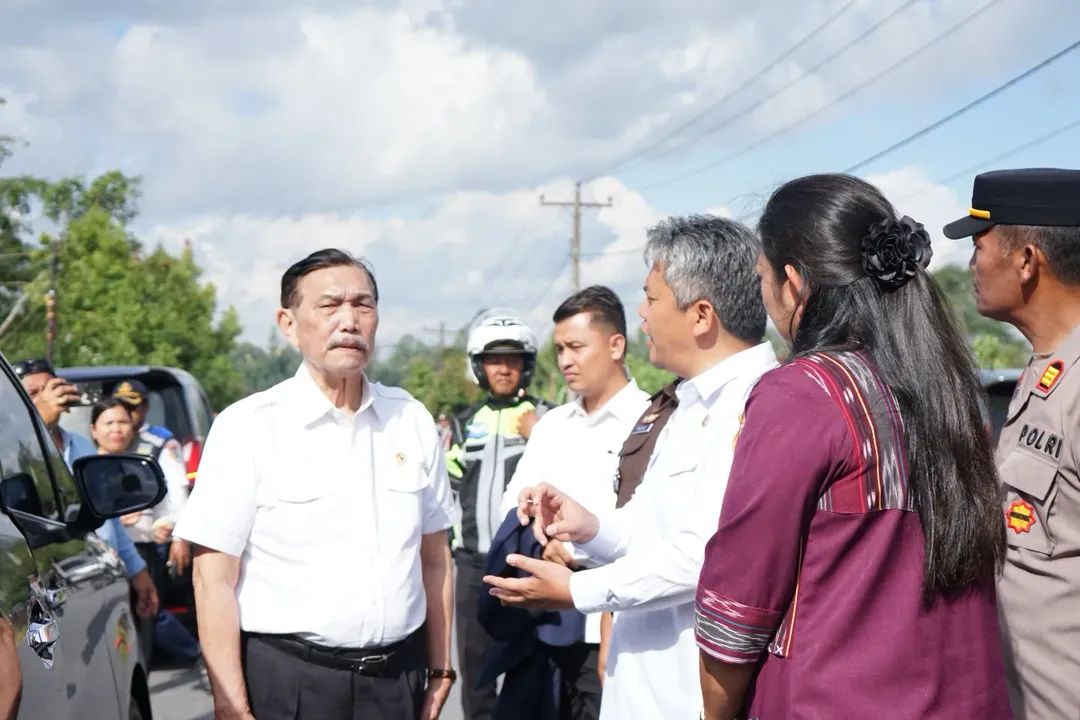 Transformasi Digital Bansos di Taput Tuai Apresiasi Ketua DEN Luhut Pandjaitan
