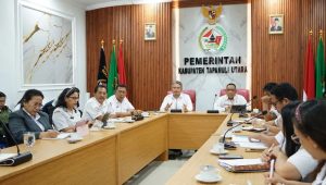 Pemkab Taput Sosialisasikan Tapasada Academy, Siapkan 100 Mahasiswa dari Keluarga Kurang Mampu Pemkab Taput Sosialisasikan Tapasada Academy, Siapkan 100 Mahasiswa dari Keluarga Kurang Mampu
