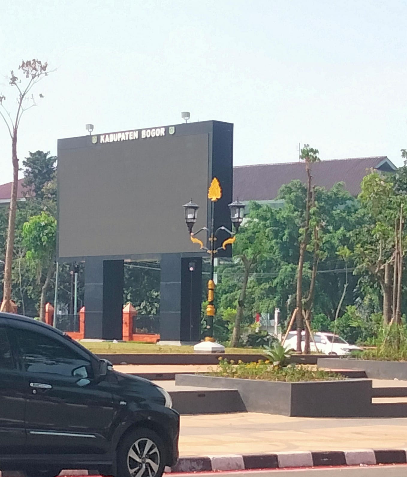 Layar Videotron Dilingkungan Milik Pemkab Bogor Tidak Berfungsi Maksimal