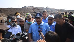 Berkat Kerjasama Sinergi Seluruh Elemen, Menteri LH Jumhur Ungkap Penanganan Area Kebakaran di TPA Jatiwaringin Sudah 3,6 Persen