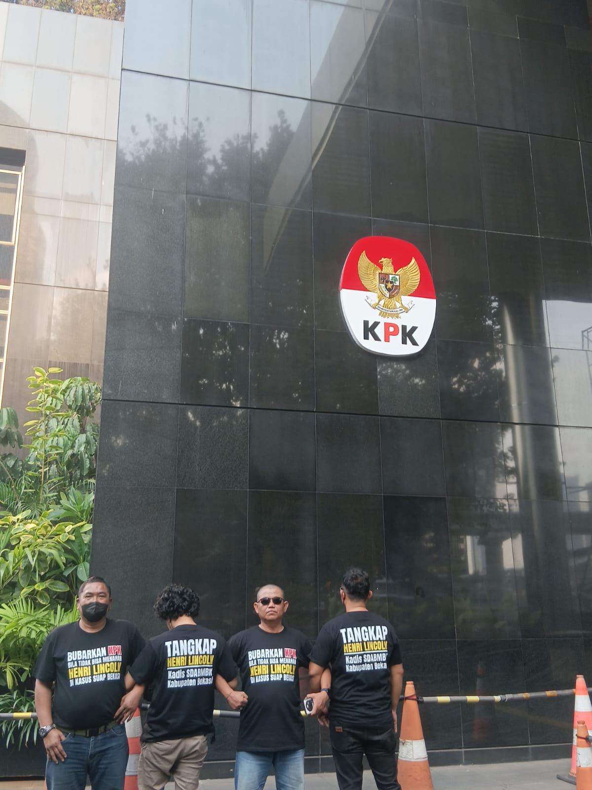 Korupsi Ijon Bekasi Disebut Mengakar, JaMWas Laporkan Kepala Dinas SDABMBK ke KPK