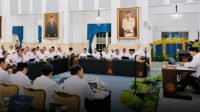 Sidang Kabinet Paripurna, Publik Dihebohkan Wapres Duduk Sejajar Dengan Menteri 1 Sidang Kabinet Paripurna, Publik Dihebohkan Wapres Duduk Sejajar Dengan Menteri