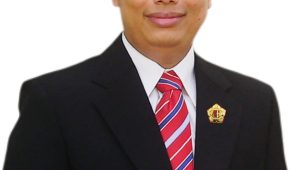 NU DAN ARUS TRANSFORMASI DIGITAL Munawar Fuad Noeh, Jamaah NU_Founder, CEO ISalaam Super Apps Platform Digital Connecting Ummah NU DAN ARUS TRANSFORMASI DIGITAL Munawar Fuad Noeh, Jamaah NU_Founder, CEO ISalaam Super Apps Platform Digital Connecting Ummah