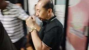 Jadi Tersangka Kasus Pengeroyokan Oknum Anggota DPRD Kabupaten Bekasi Resmi Ditahan Kejaksaan