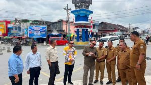 Bupati Taput Tinjau Taman Lonceng, Siapkan Revitalisasi dan Penataan Kawasan