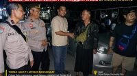 Respons Cepat Call Center 110, Polsek Setu Cek Lokasi Pengambilan Mobil di Taman Rahayu