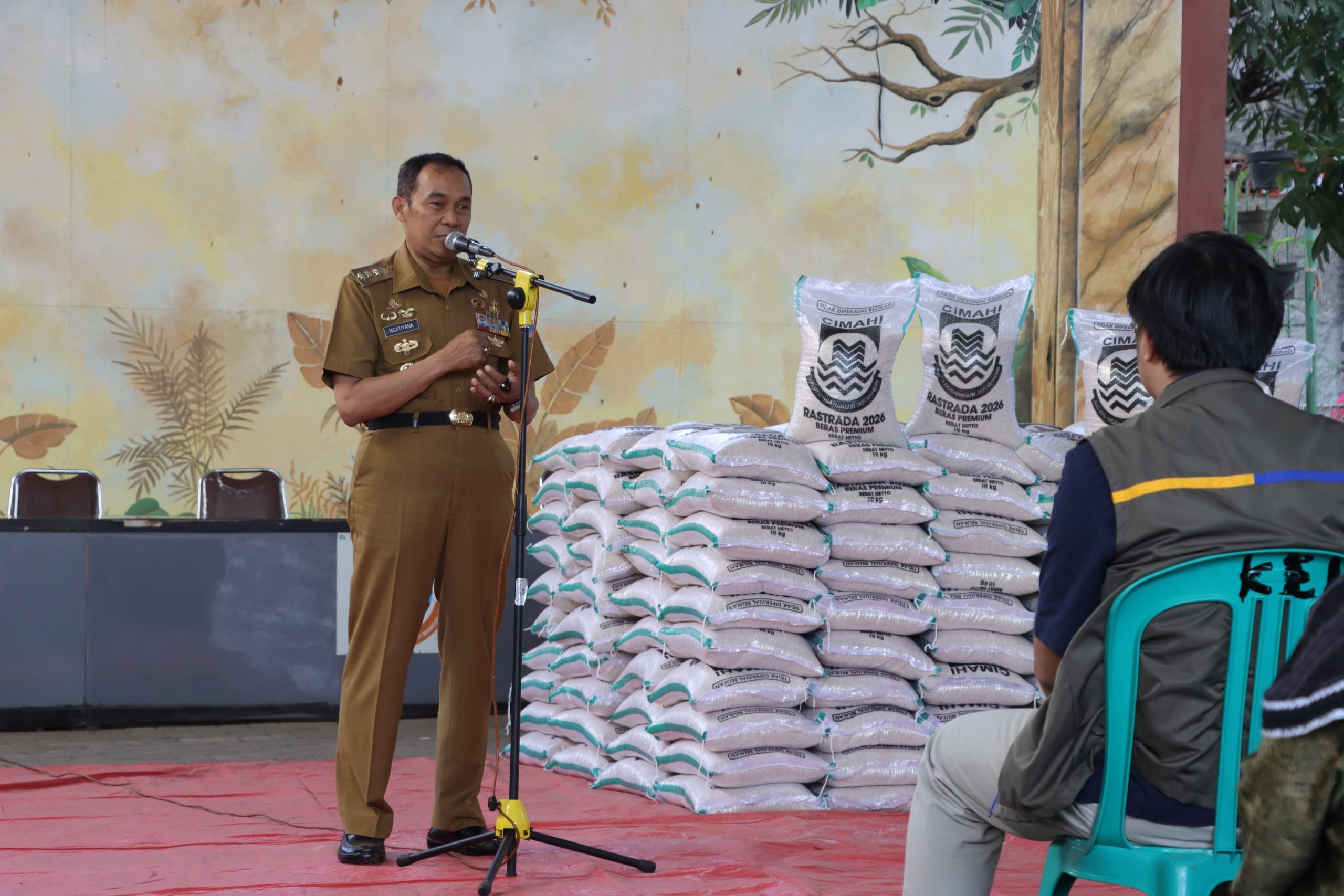 Pemkot Cimahi Salurkan Rastrada Termin II 2026 kepada 2.227 KPM 1 IMG 20260811 WA0053 scaled