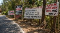 WARGA SAMBENG, KAB. MAGELANG, TOLAK TANAH DIGALI: DESAK POLRESTA, BPN, PEMKAB DAN DPRD MAGELANG SEGERA BERI SOLUSI