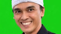 Maju Pilkades Karangasih, Budayawan ‘Papi Demang’ Jadi Kandidat Terakhir yang Mendaftar Maju Pilkades Karangasih, Budayawan ‘Papi Demang’ Jadi Kandidat Terakhir yang Mendaftar