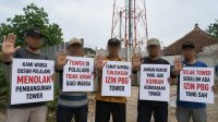 Keterangan foto : Lima Warga Dusun Polalang Menolak Pembangunan Tower, Minta Camat Tunjukkan Dokumen Perizinan