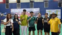 Keterangan foto : Pengurus Pusat Pemuda Katolik Gelar Turnamen Badminto, Tim Ganda Putri dan Ganda Putra BMDS berhasil Sabet Juara